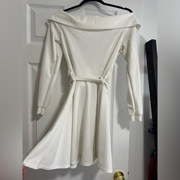 Boohoo white Off-Shoulder skater dress Size US 8 - Picture 6 of 6